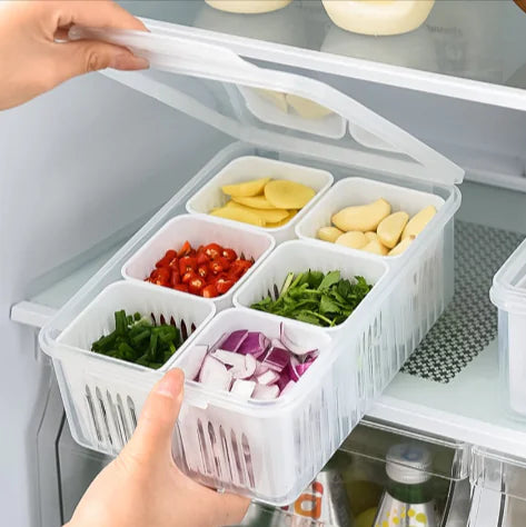 Recipiente conservador de vegetales en el refrigerador,